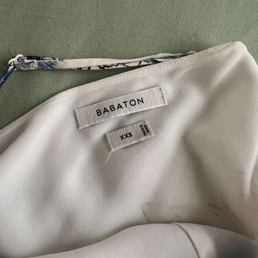 Aritzia Babaton Floral Camisole - White and Blue - Picture 6 of 7